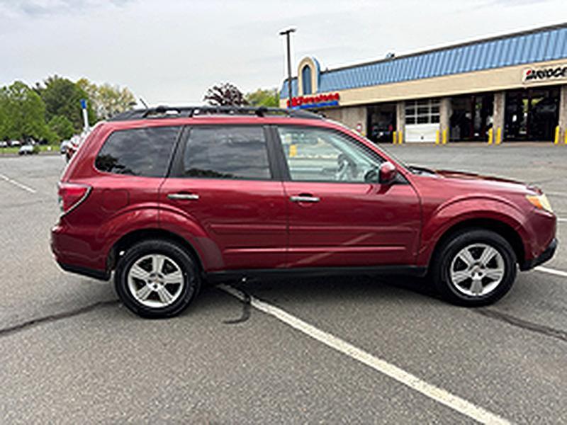 Subaru Forester 2.5X Premium 2010