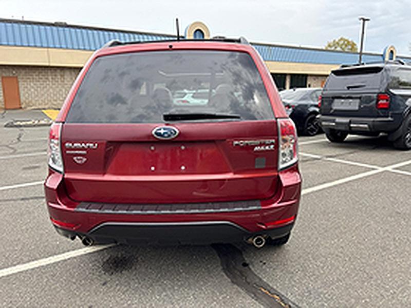 Subaru Forester 2.5X Premium 2010