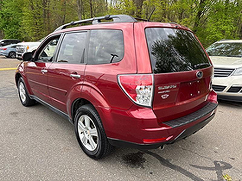 Subaru Forester 2.5X Premium 2010