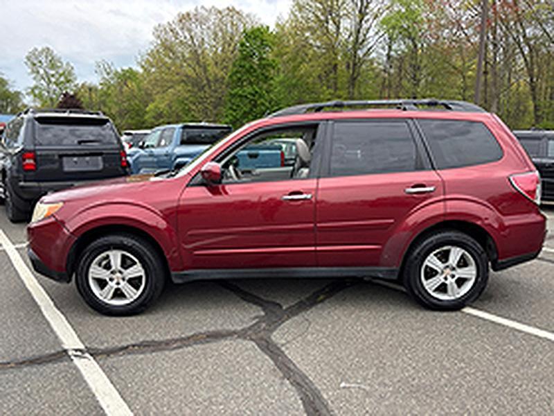 Subaru Forester 2.5X Premium 2010