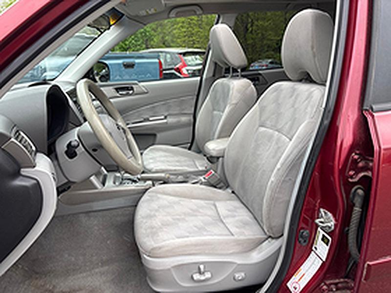 Subaru Forester 2.5X Premium 2010