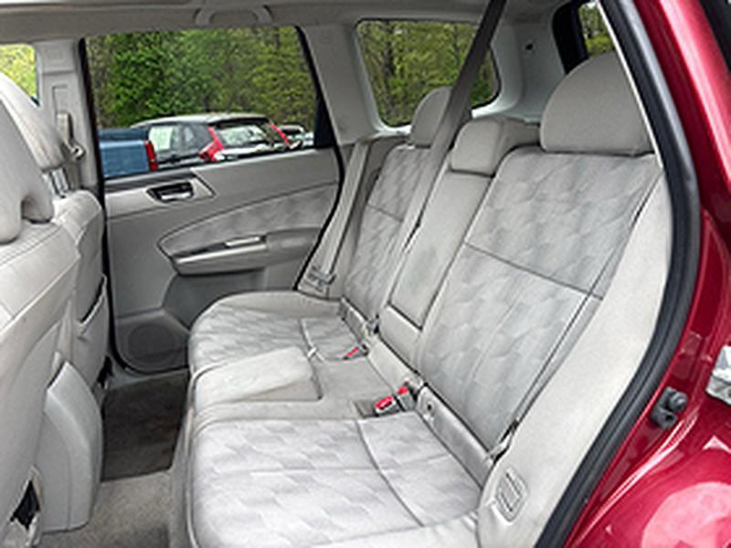 Subaru Forester 2.5X Premium 2010