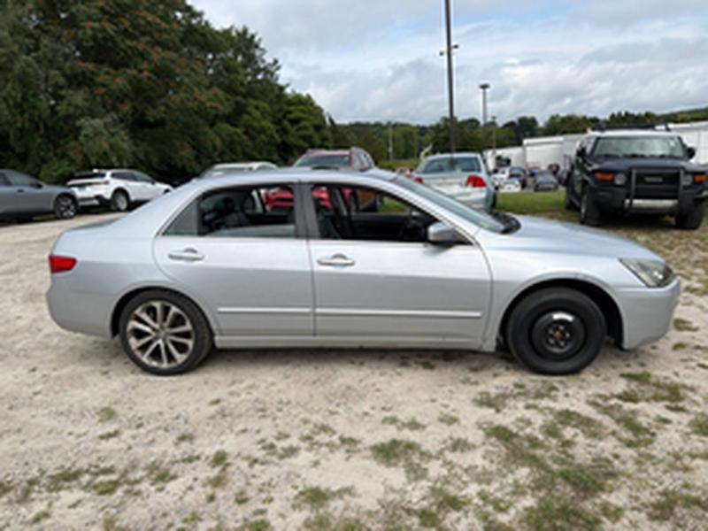 Honda Accord EX-L Sedan AT with XM Radio 2005