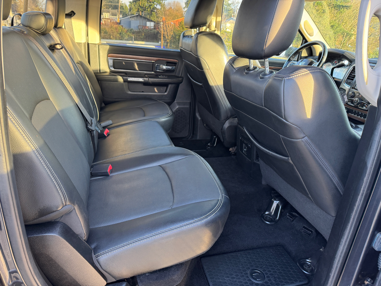 RAM 3500 Laramie Crew Cab LWB 4WD DRW 2013