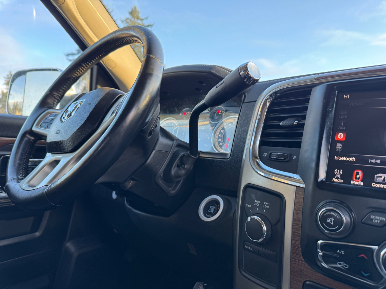 RAM 3500 Laramie Crew Cab LWB 4WD DRW 2013