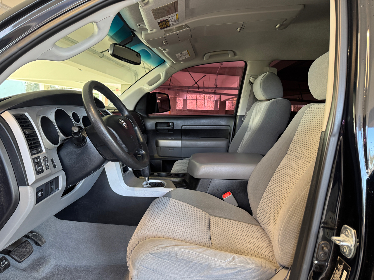 Toyota Tundra SR5 CrewMax 5.7L 4WD 2008