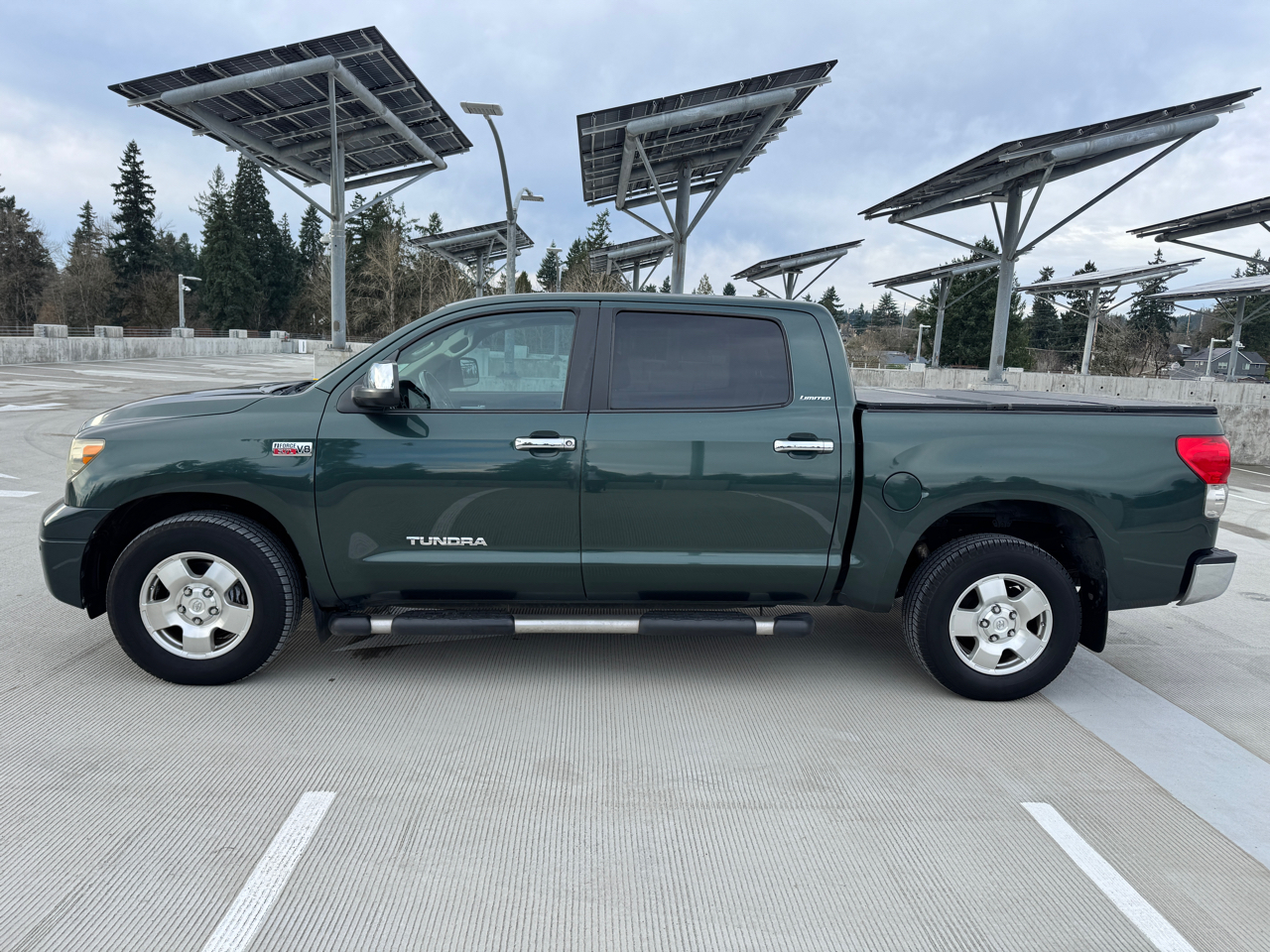 Toyota Tundra Limited CrewMax 5.7L 4WD 2008