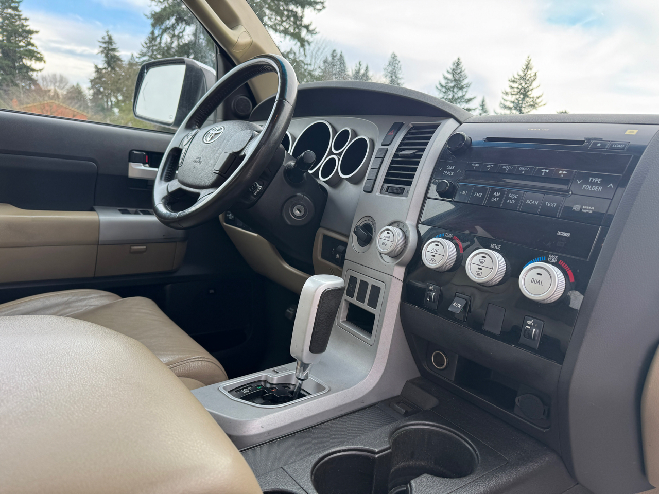 Toyota Tundra Limited CrewMax 5.7L 4WD 2008