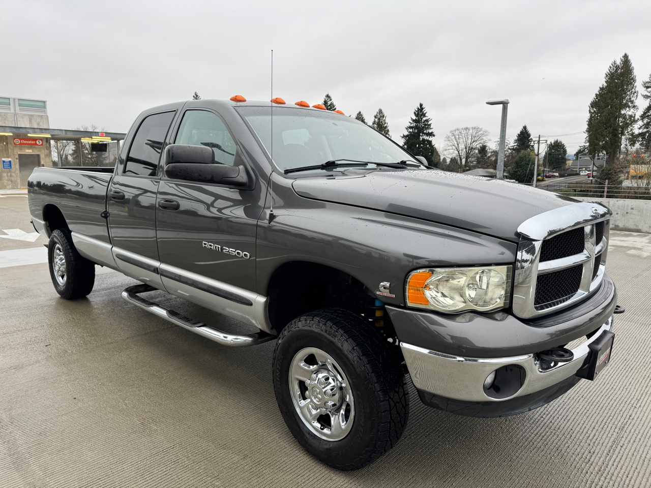 Dodge Ram 2500 ST Quad Cab Short Bed 4WD 2003
