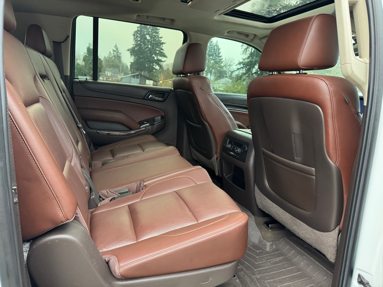 Chevrolet Suburban LTZ 1500 4WD 2015