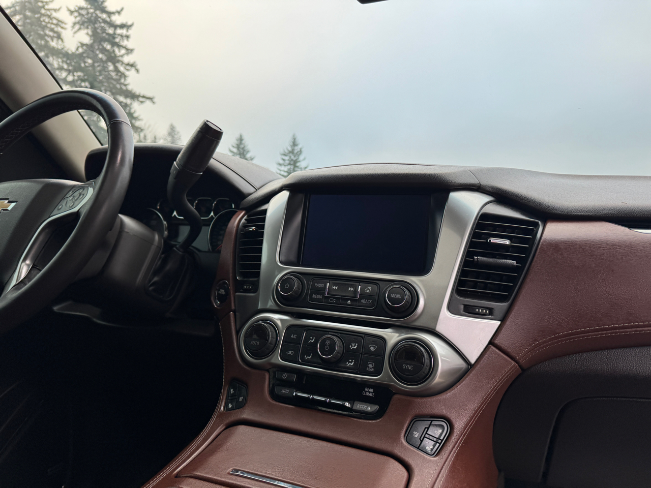 Chevrolet Suburban LTZ 1500 4WD 2015