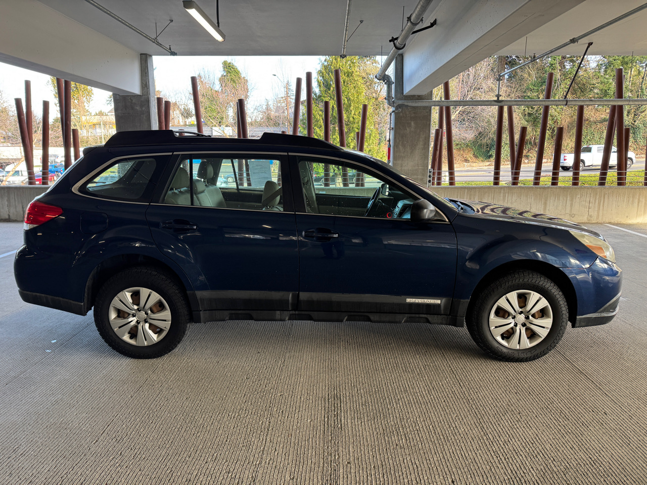 Subaru Outback 2.5i 2010
