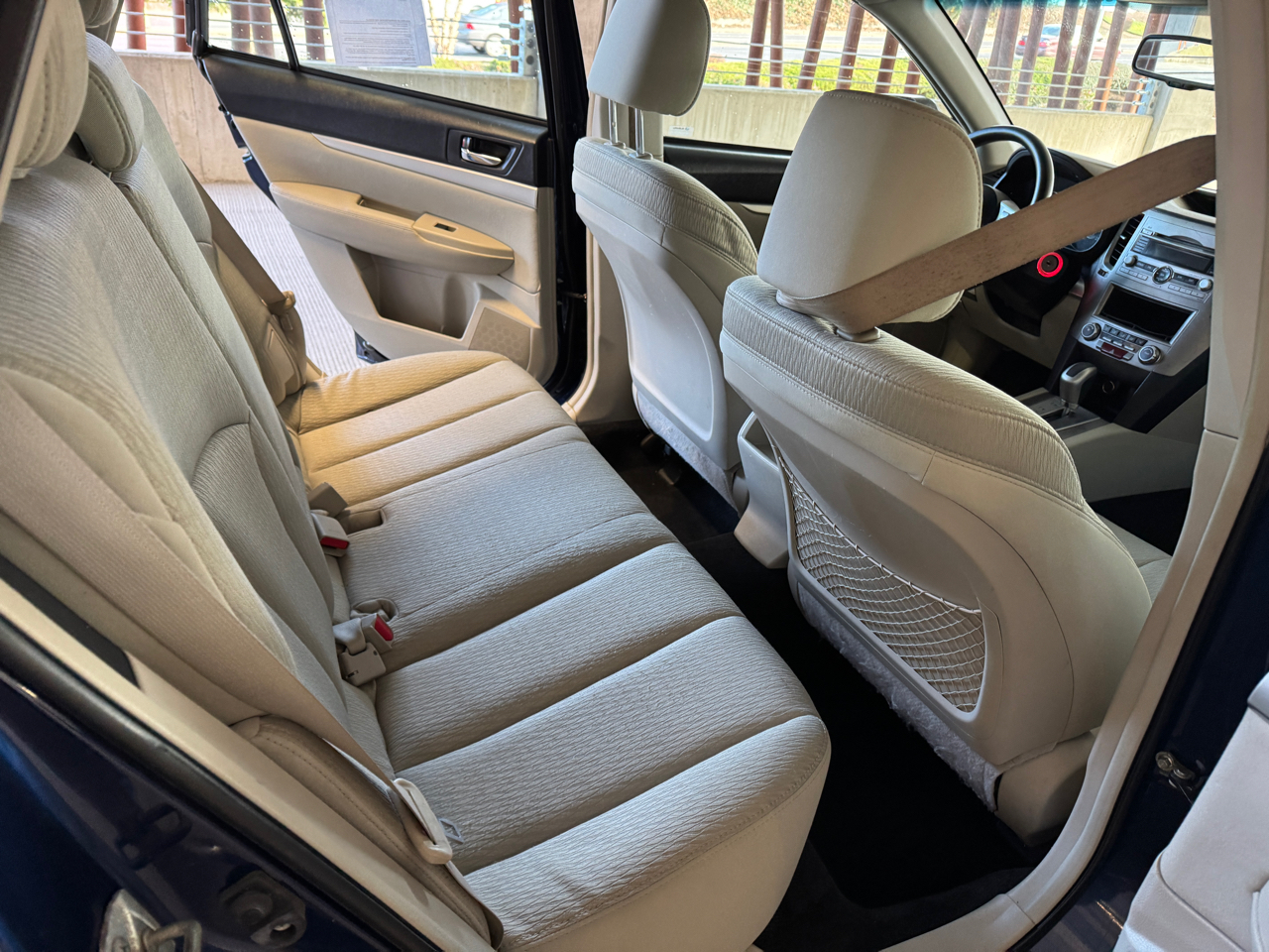 Subaru Outback 2.5i 2010