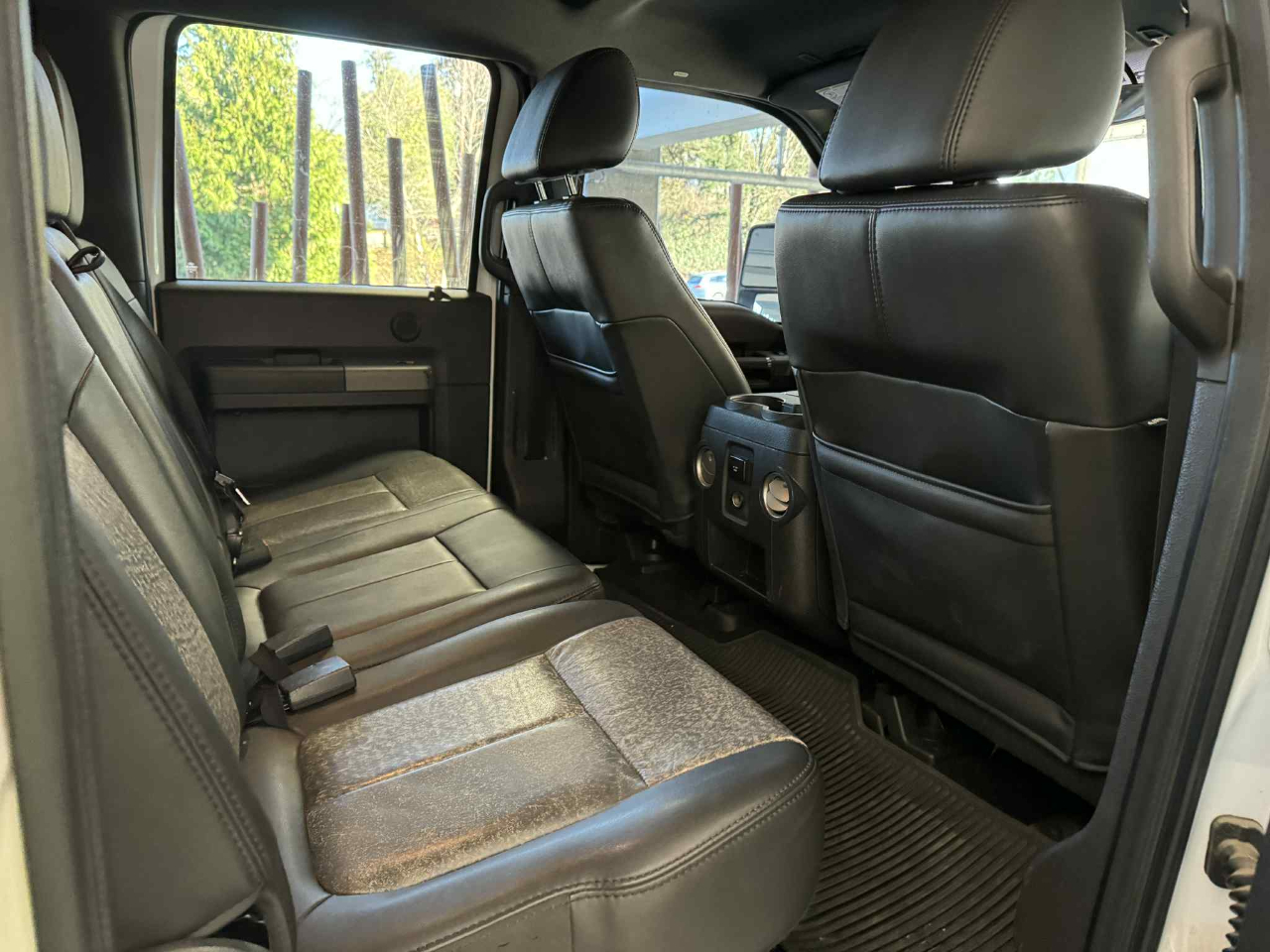 Ford F-350 SD Lariat Crew Cab Long Bed 4WD 2011