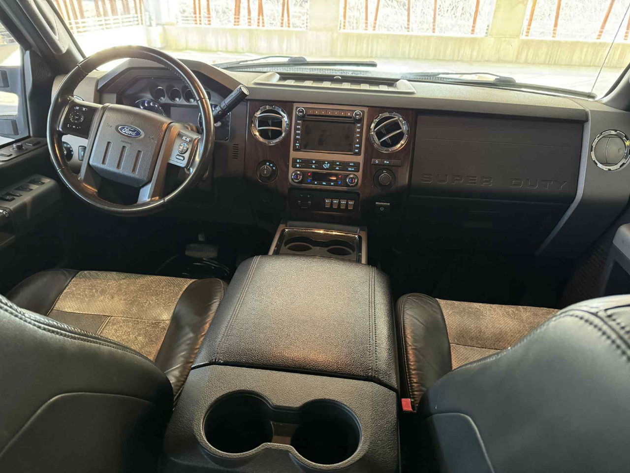 Ford F-350 SD Lariat Crew Cab Long Bed 4WD 2011