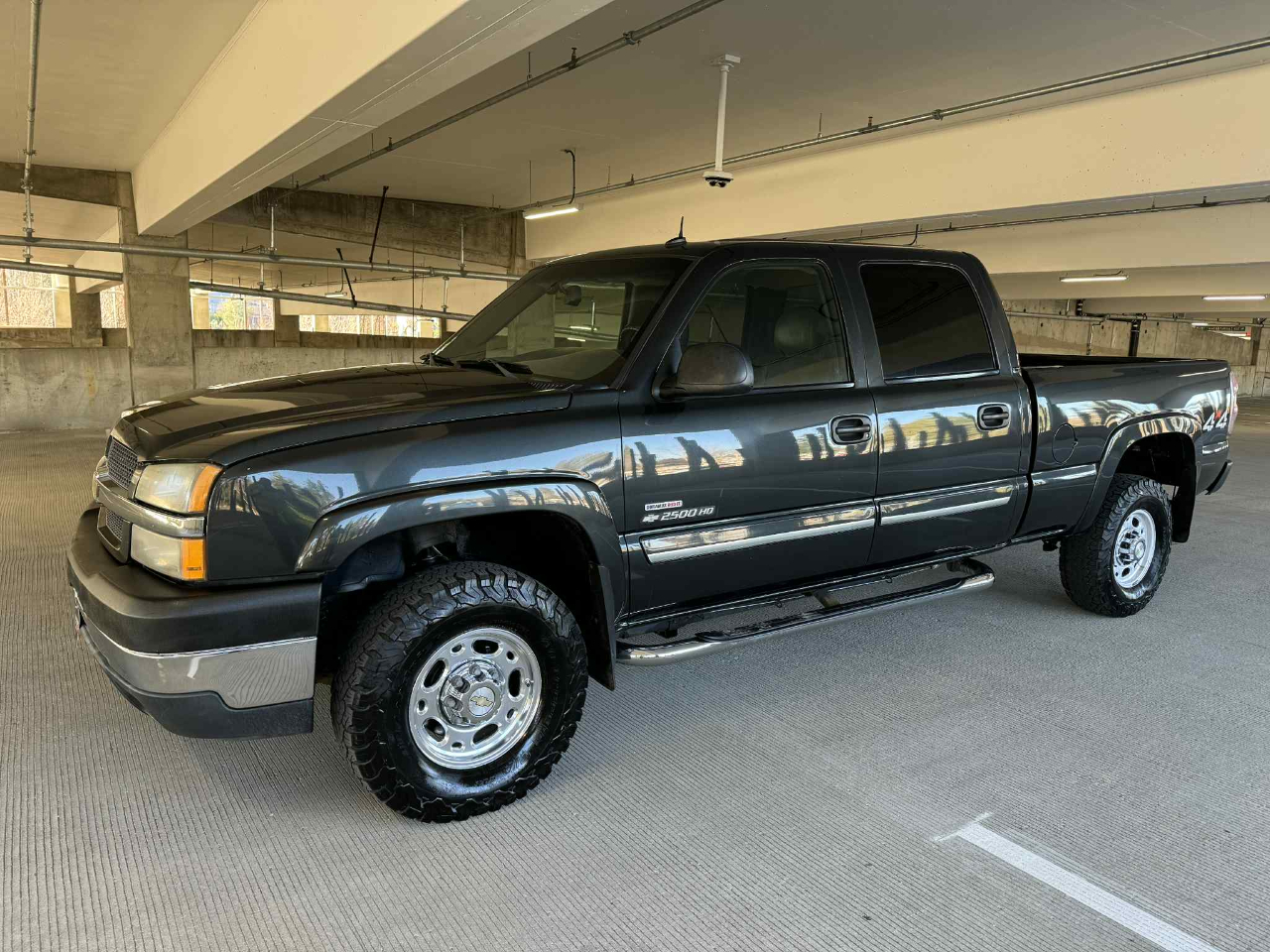 Chevrolet Silverado 2500HD Crew Cab Short Bed 4WD 2003