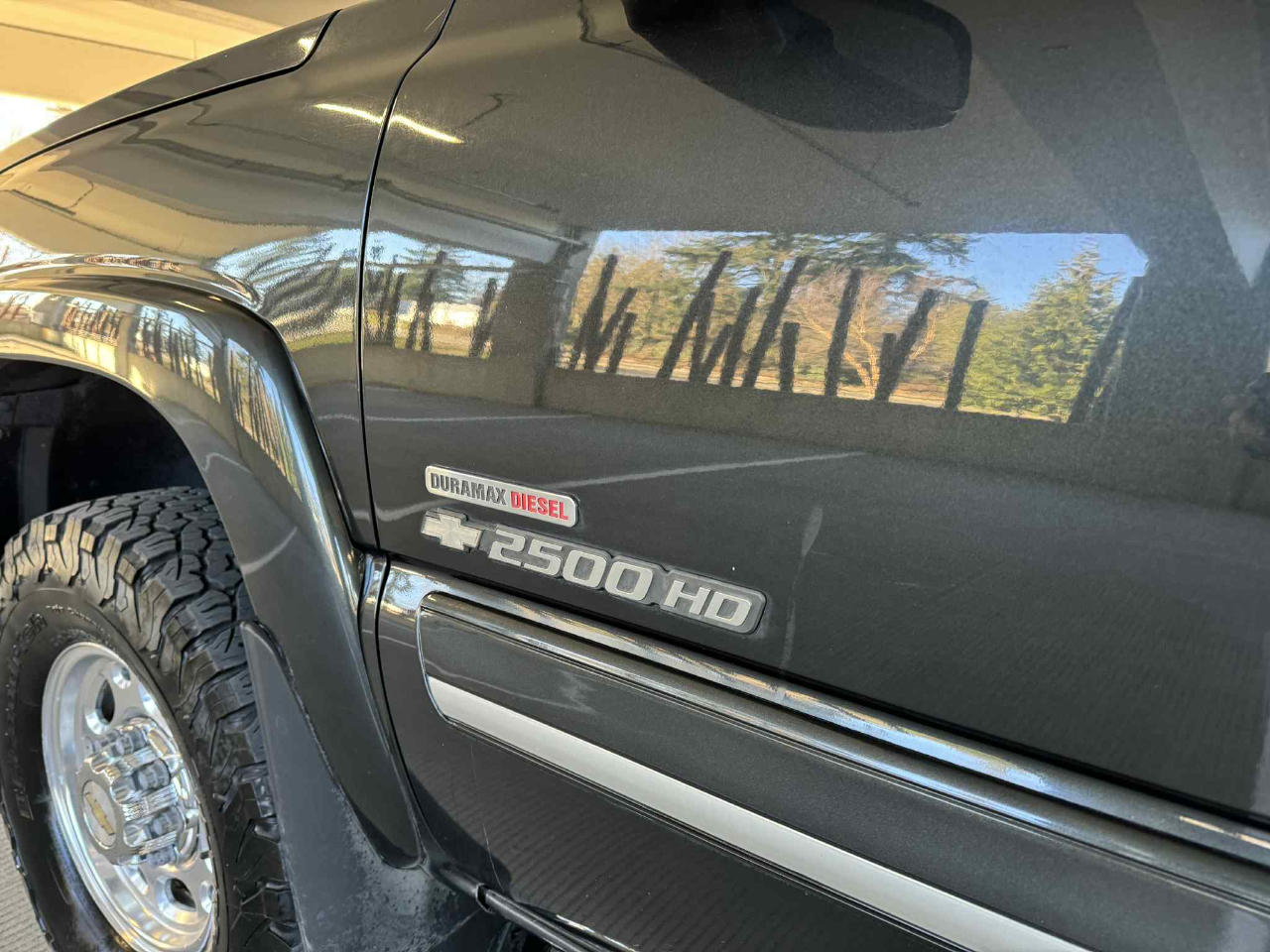 Chevrolet Silverado 2500HD Crew Cab Short Bed 4WD 2003