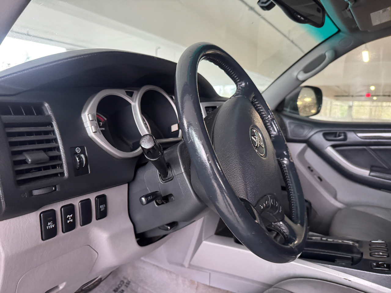 Toyota 4Runner Limited V6 4WD 2005