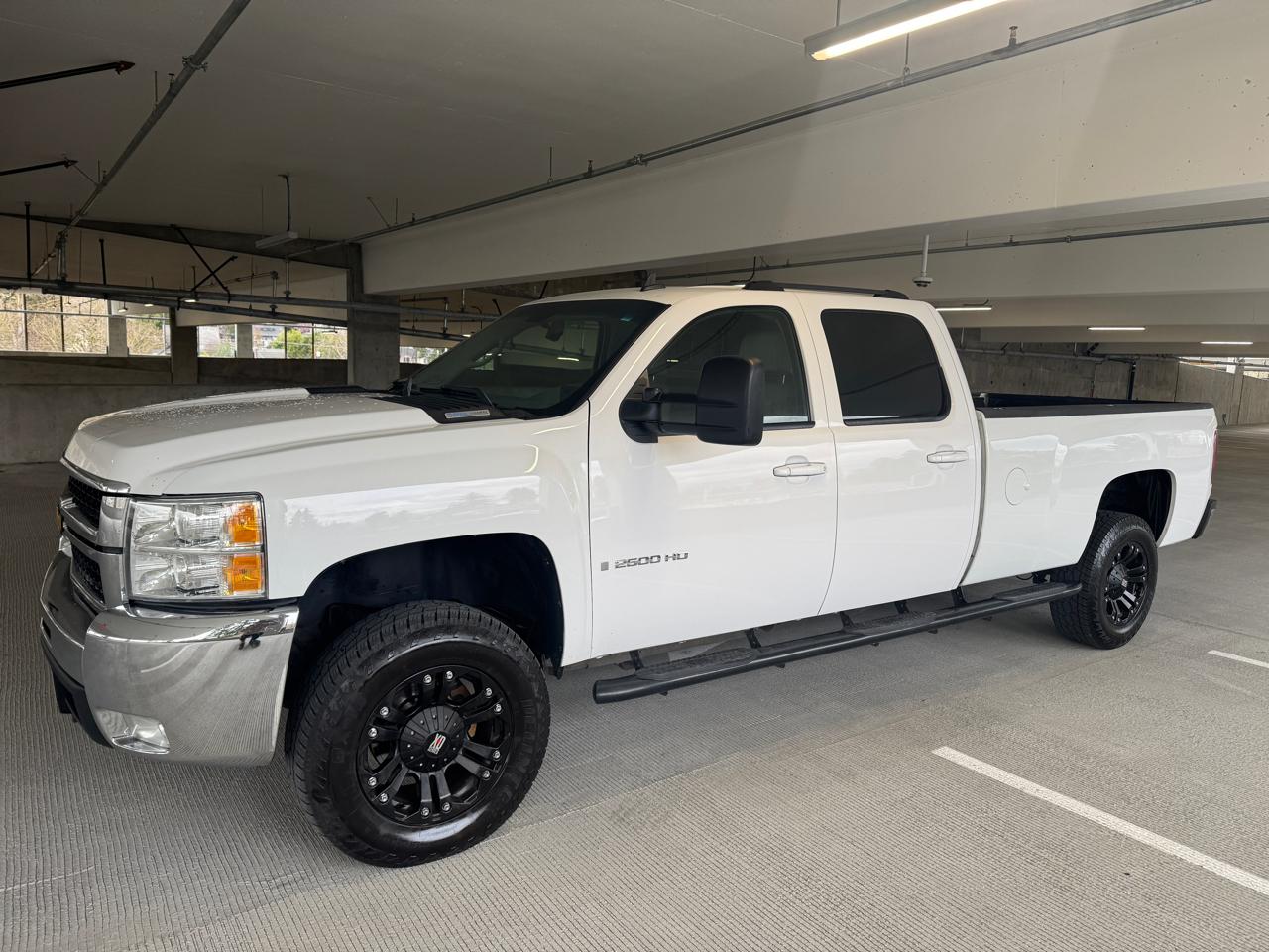 Chevrolet Silverado 2500HD LT1 Crew Cab Long Box 4WD 2008