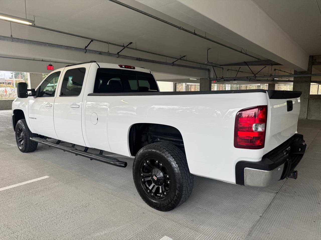 Chevrolet Silverado 2500HD LT1 Crew Cab Long Box 4WD 2008