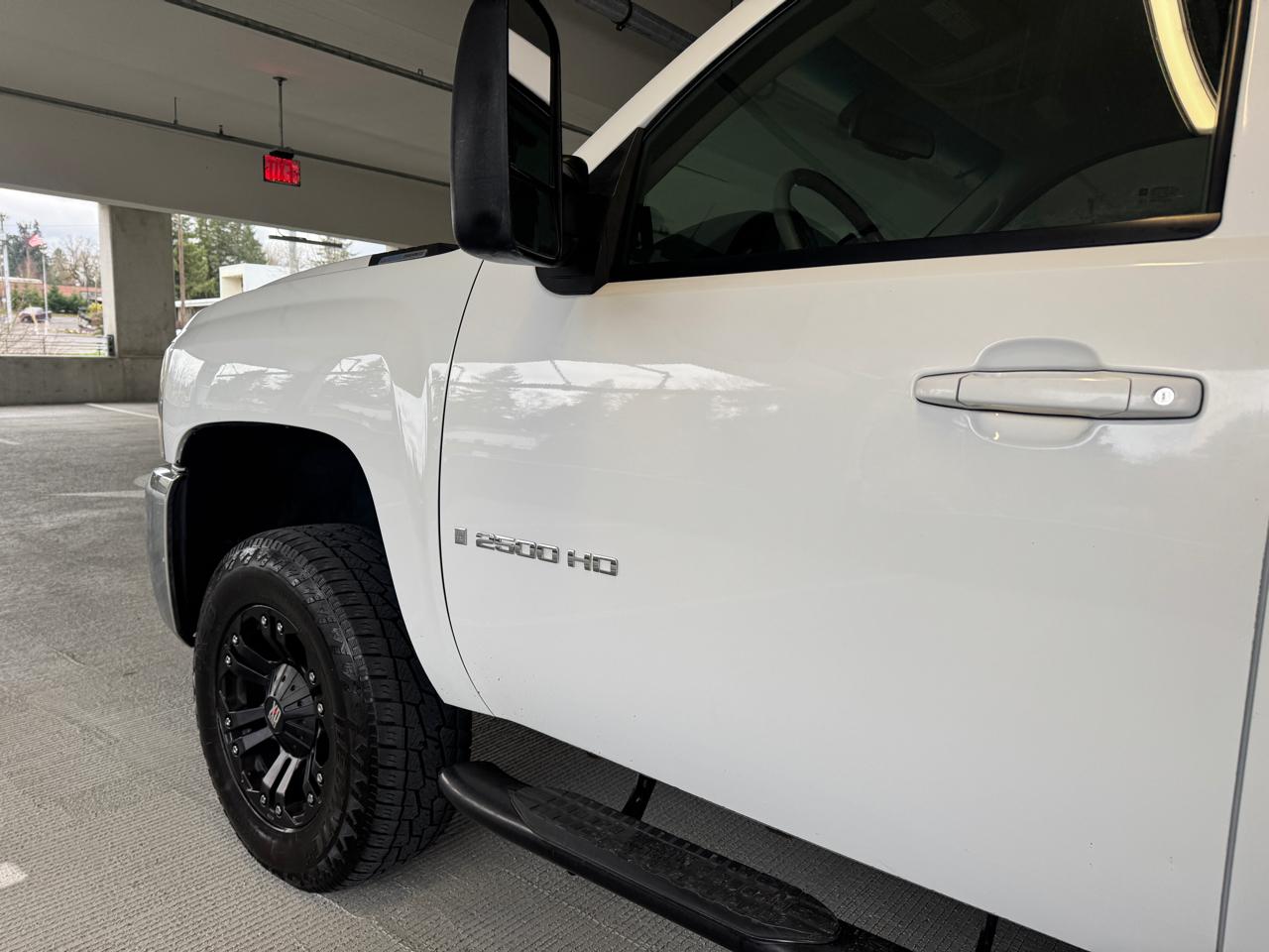 Chevrolet Silverado 2500HD LT1 Crew Cab Long Box 4WD 2008