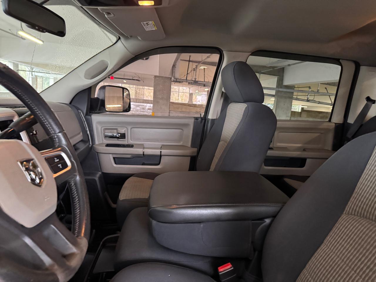 RAM 3500 Laramie Crew Cab LWB 4WD 2010