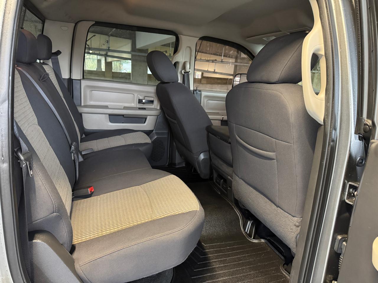 RAM 3500 Laramie Crew Cab LWB 4WD 2010