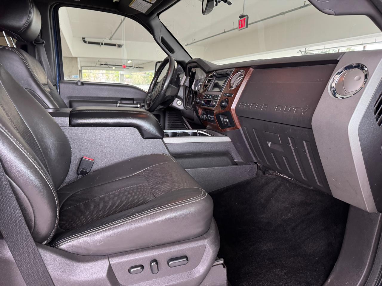 Ford F-350 SD Lariat Crew Cab Long Bed 4WD 2012