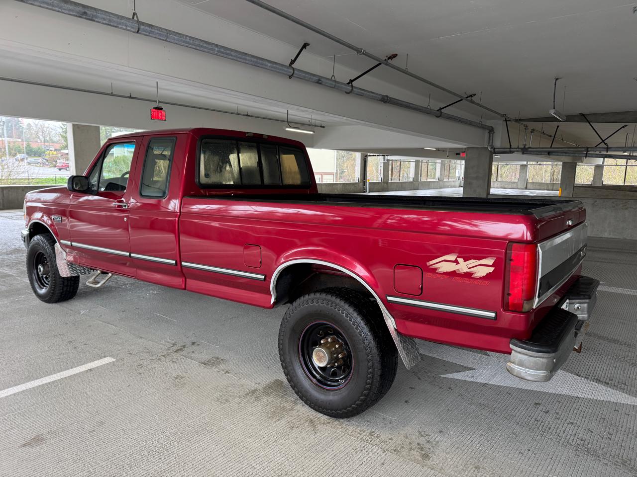 Ford F-250 HD XL SuperCab 4WD 1995