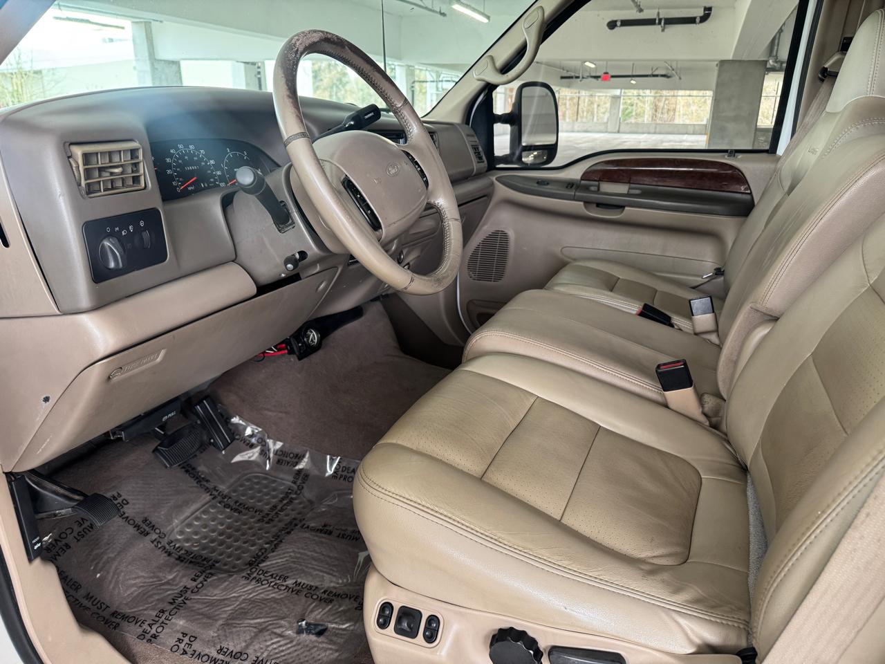 Ford F-250 SD Lariat Crew Cab Short Bed 4WD 2001