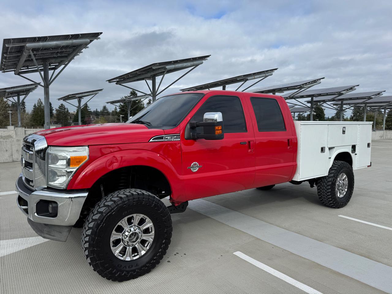 Ford F-350 SD Lariat Crew Cab Long Bed 4WD 2011