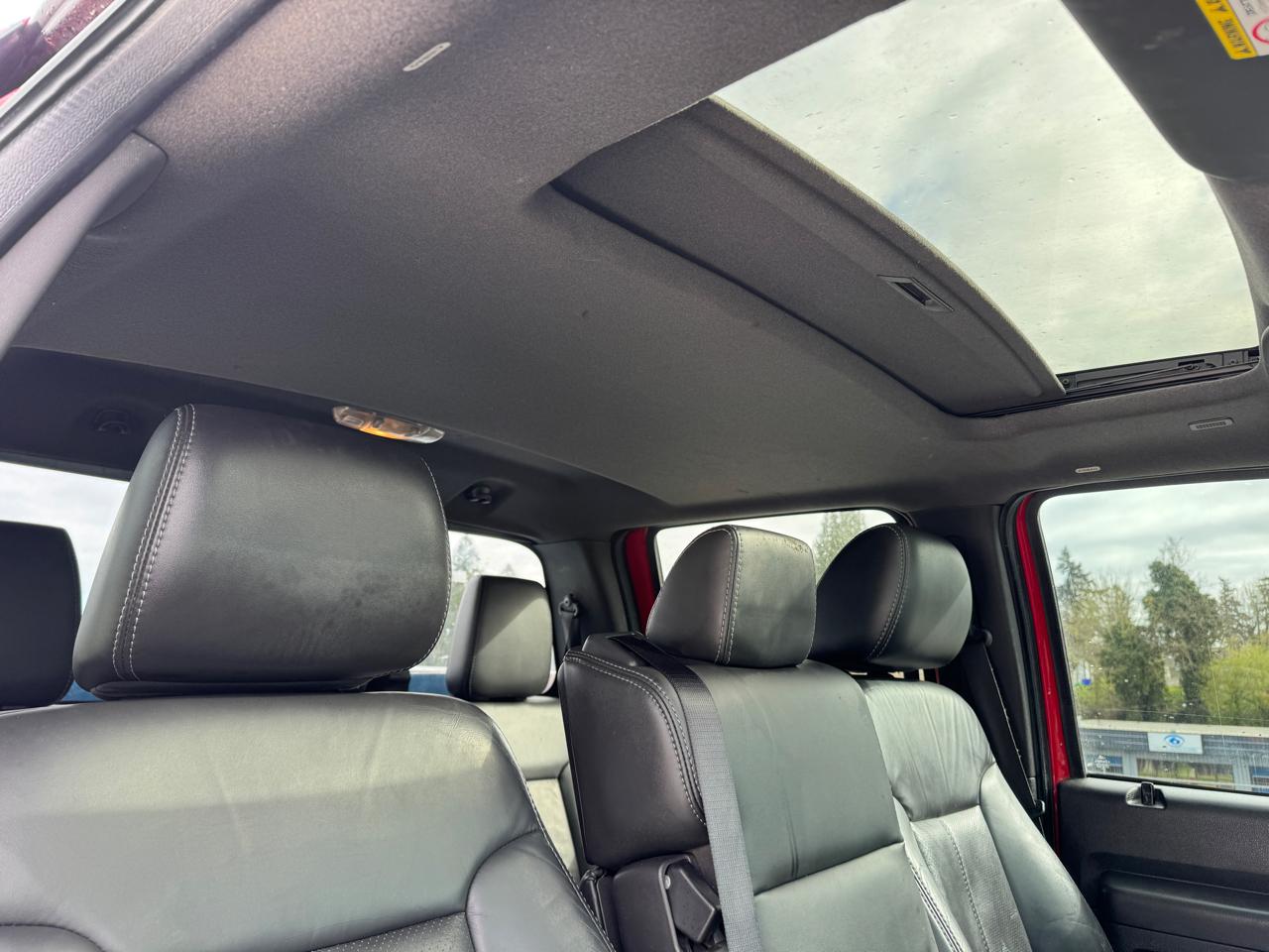 Ford F-350 SD Lariat Crew Cab Long Bed 4WD 2011