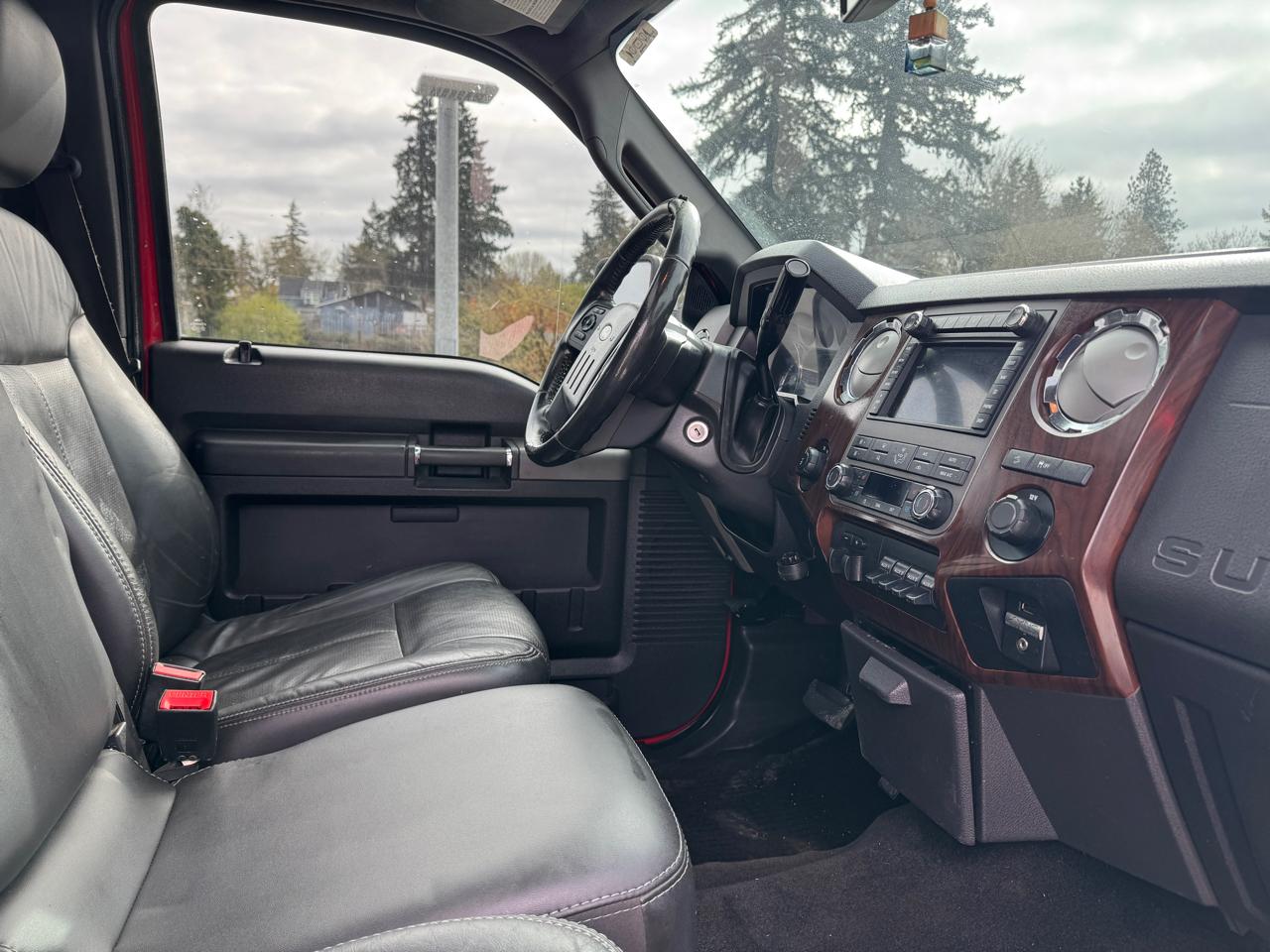 Ford F-350 SD Lariat Crew Cab Long Bed 4WD 2011