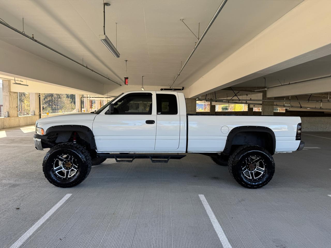 Dodge Ram 2500 SLT Quad Cab Long Bed 4WD 1998