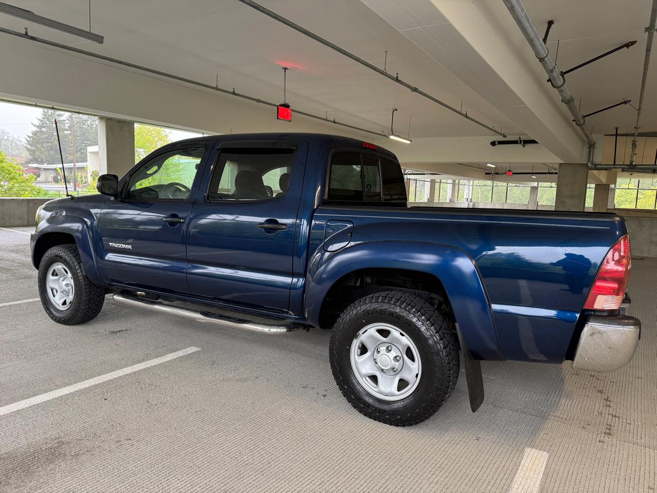 Toyota Tacoma Double Cab V6 4WD 2006