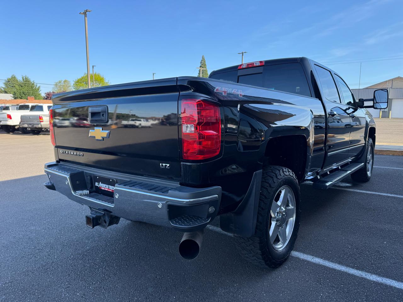 Chevrolet Silverado 2500HD 4WD Crew Cab 167.7" LTZ 2015