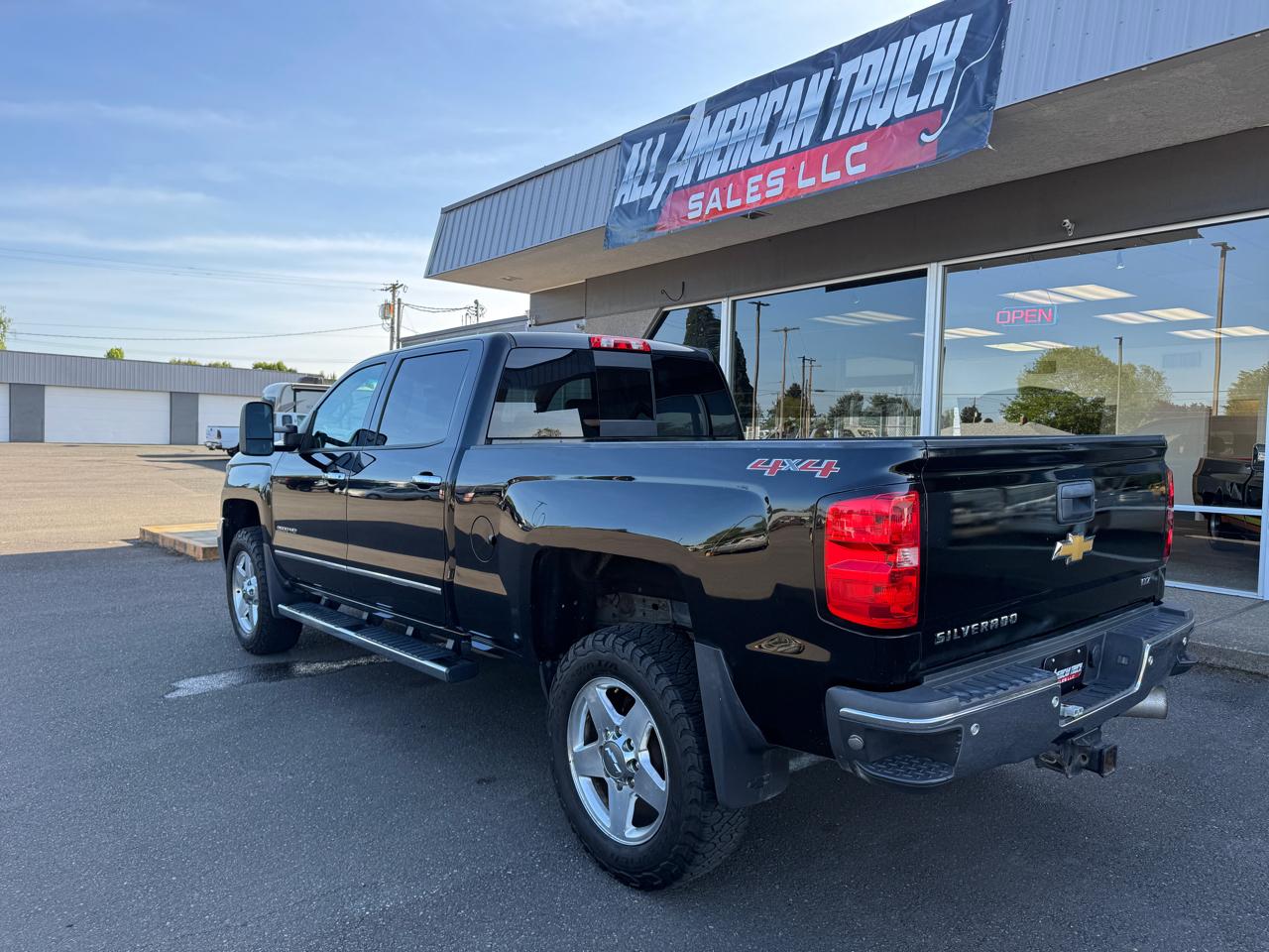 Chevrolet Silverado 2500HD 4WD Crew Cab 167.7" LTZ 2015