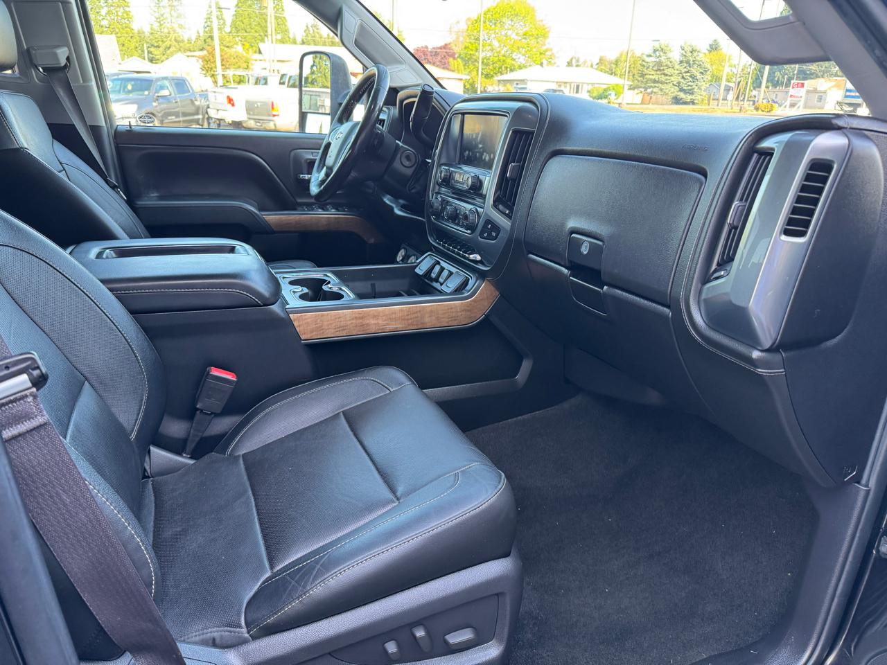 Chevrolet Silverado 2500HD 4WD Crew Cab 167.7" LTZ 2015