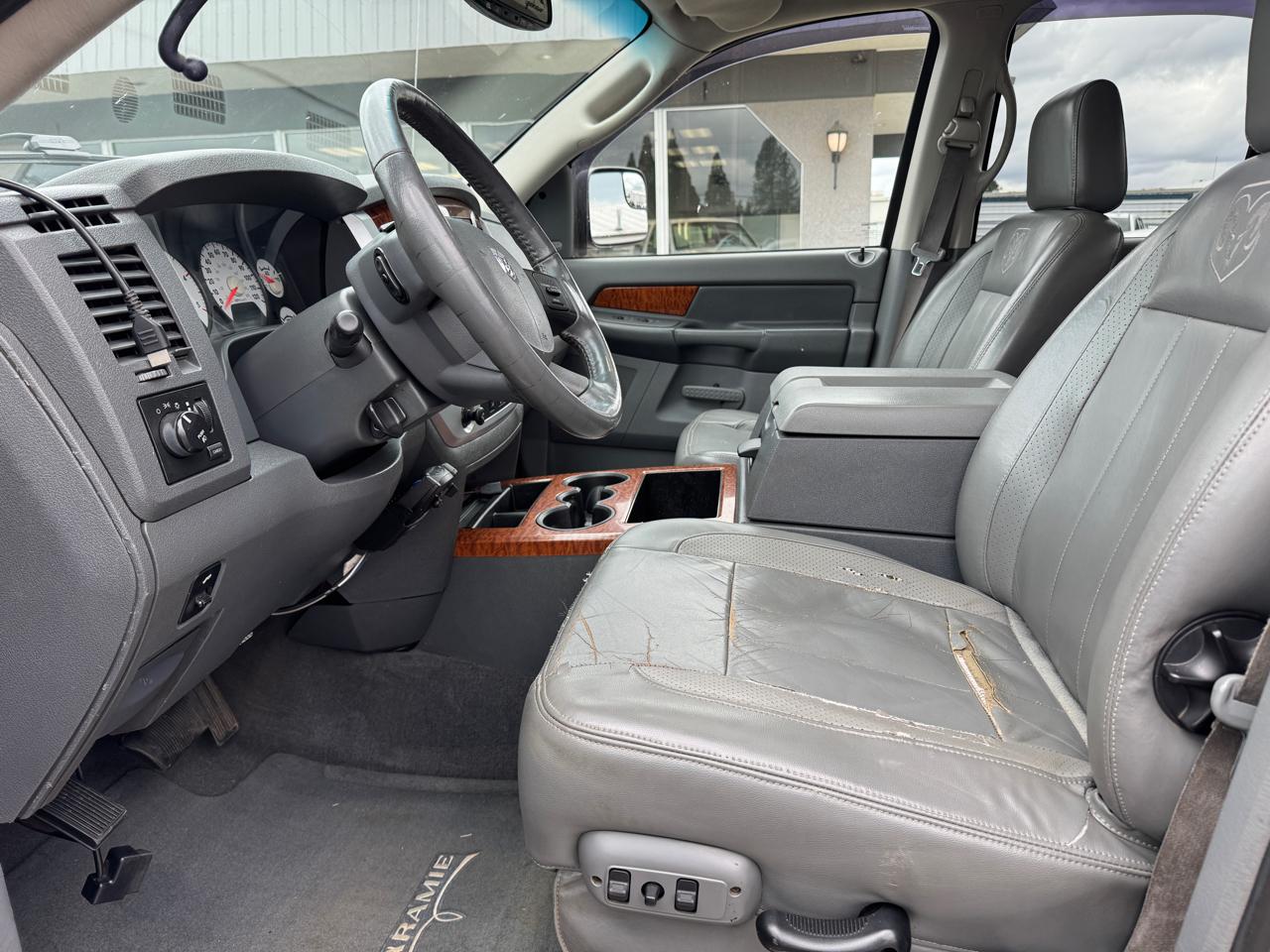 Dodge Ram 2500 Laramie Crew Cab LWB 4WD 2006