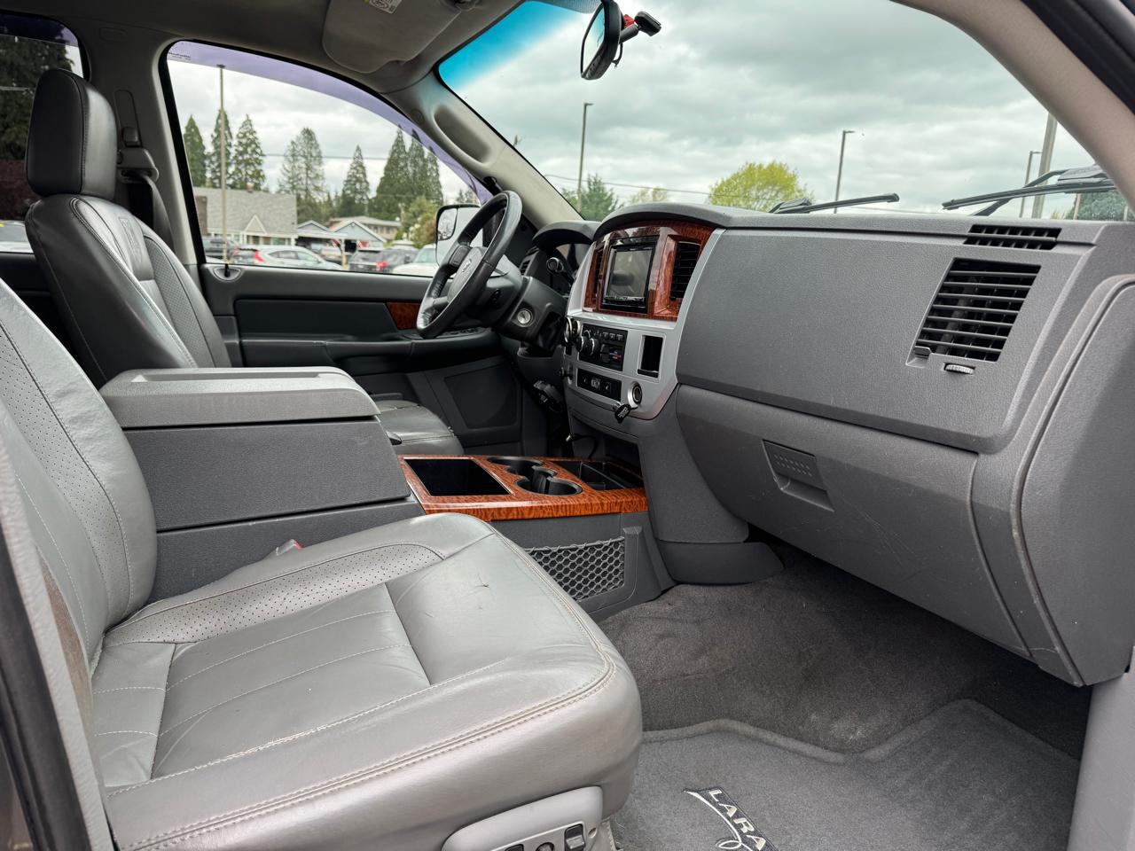 Dodge Ram 2500 Laramie Crew Cab LWB 4WD 2006