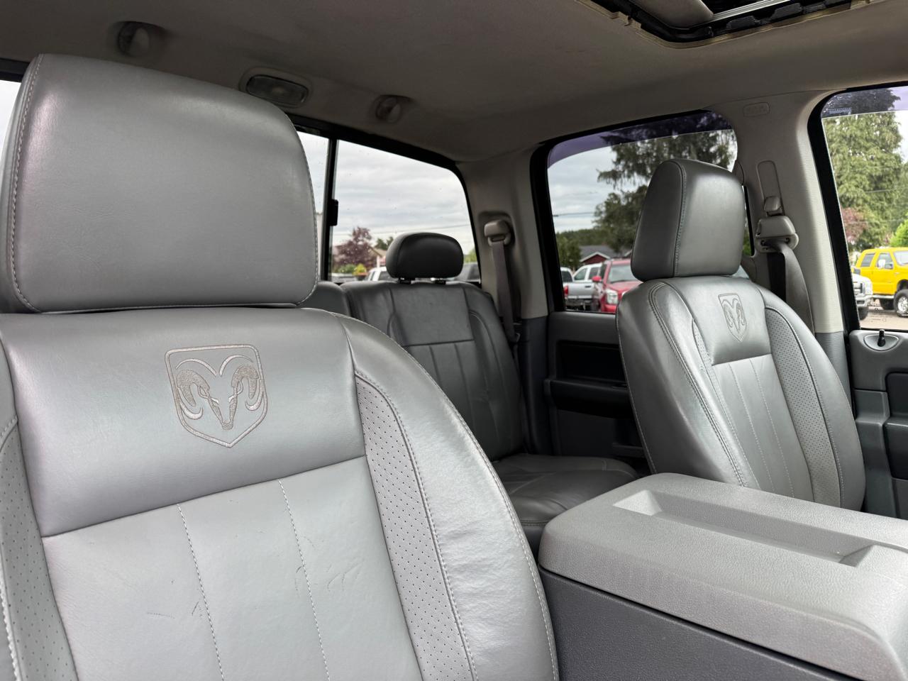 Dodge Ram 2500 Laramie Crew Cab LWB 4WD 2006