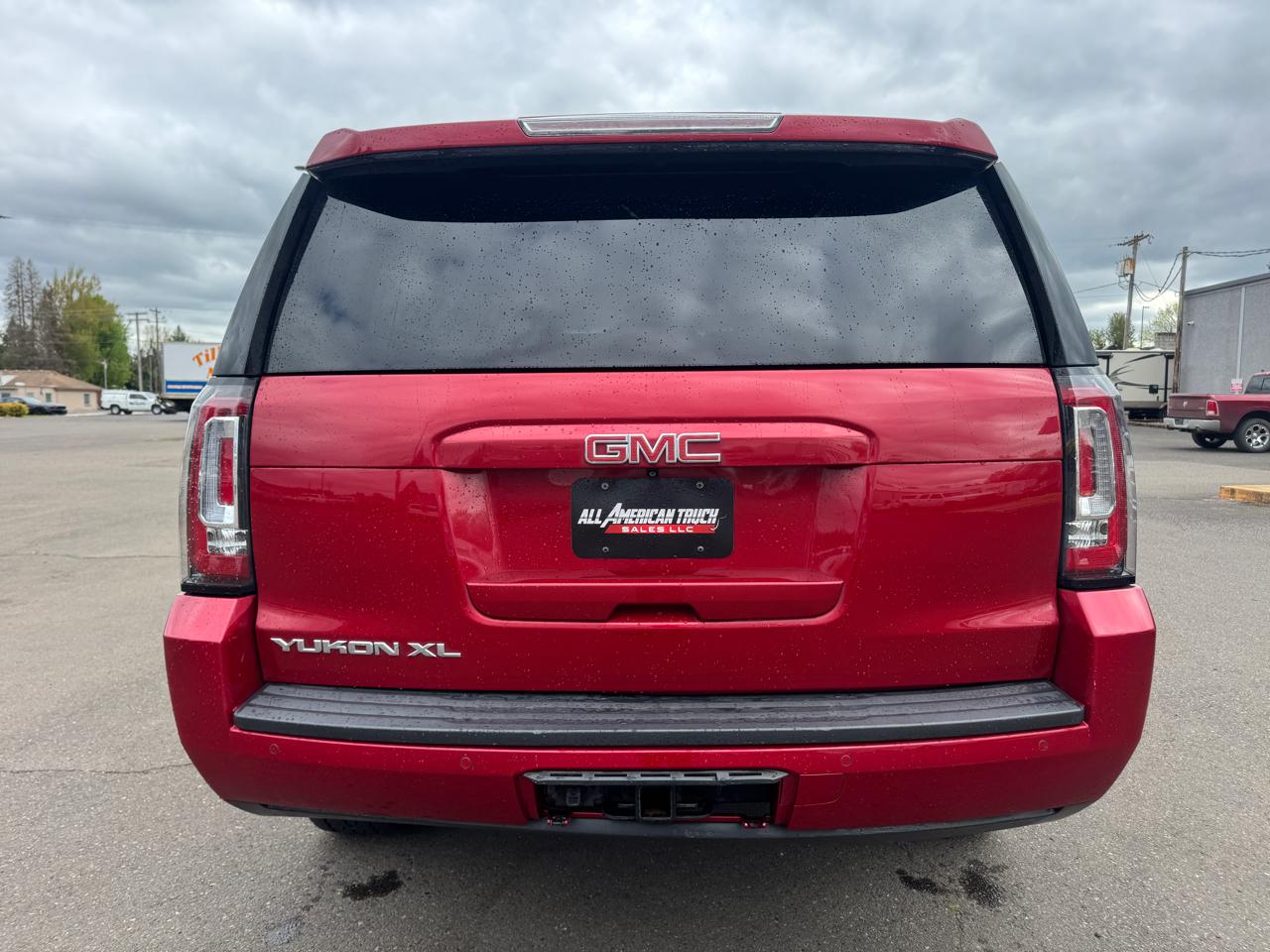 GMC Yukon XL SLT 1/2 Ton 4WD 2015