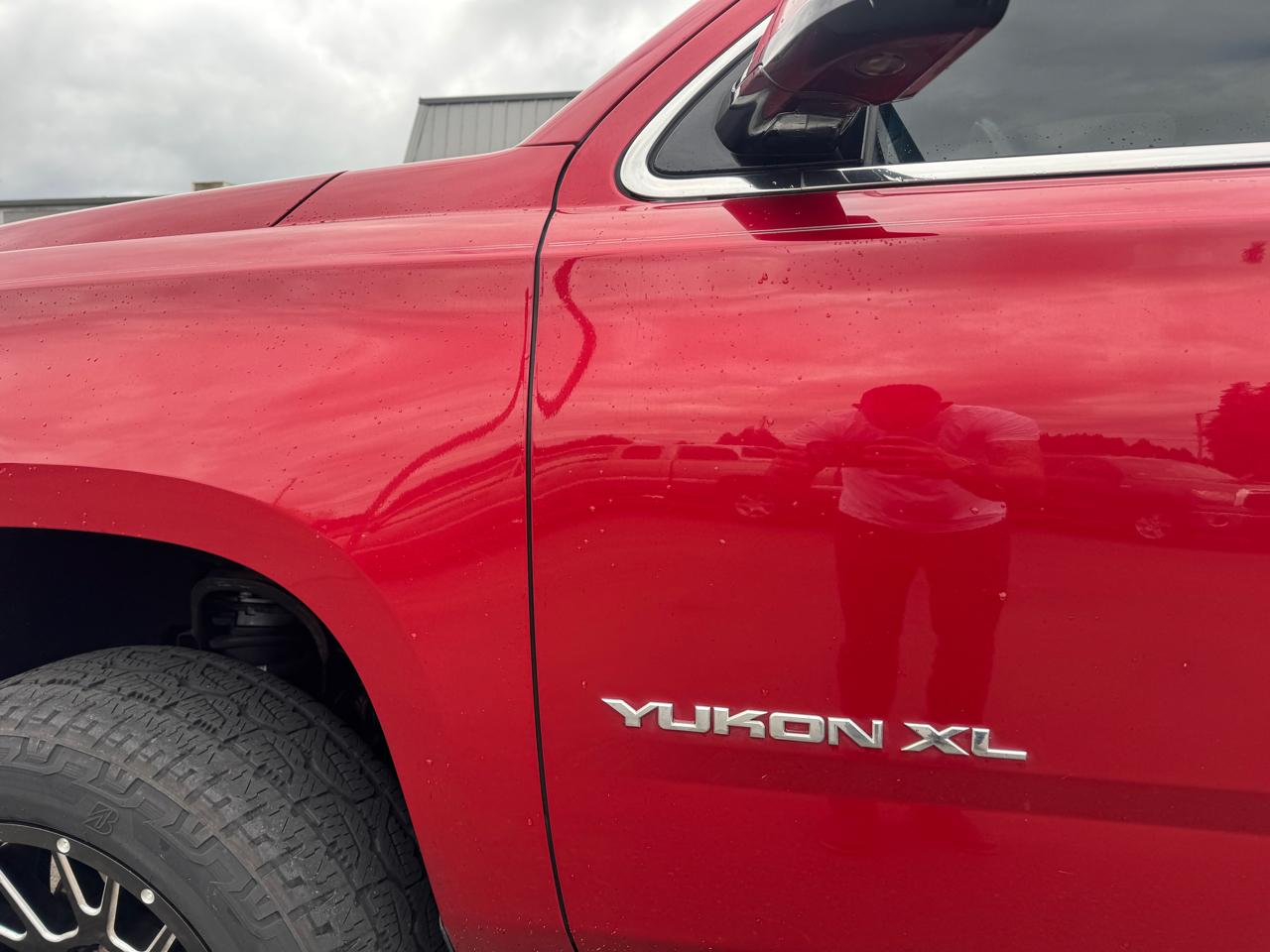 GMC Yukon XL SLT 1/2 Ton 4WD 2015