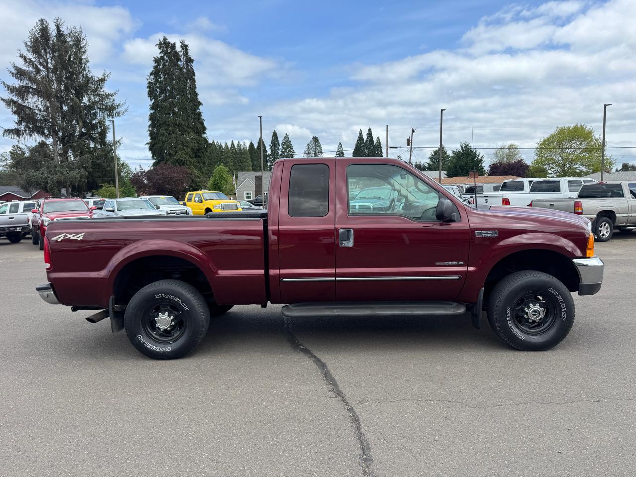Ford F-250 SD Lariat SuperCab Short Bed 4WD 2000
