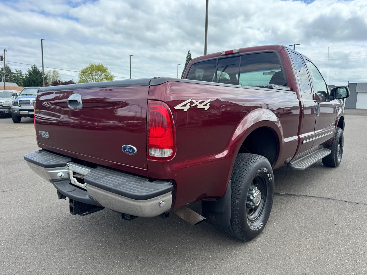 Ford F-250 SD Lariat SuperCab Short Bed 4WD 2000