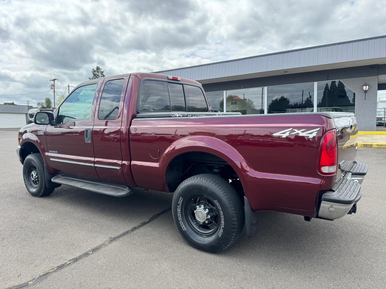 Ford F-250 SD Lariat SuperCab Short Bed 4WD 2000