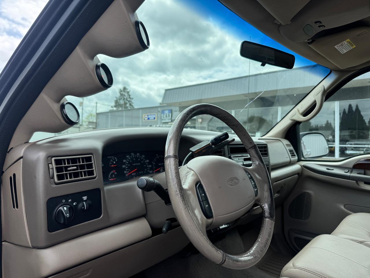 Ford F-250 SD Lariat SuperCab Short Bed 4WD 2000