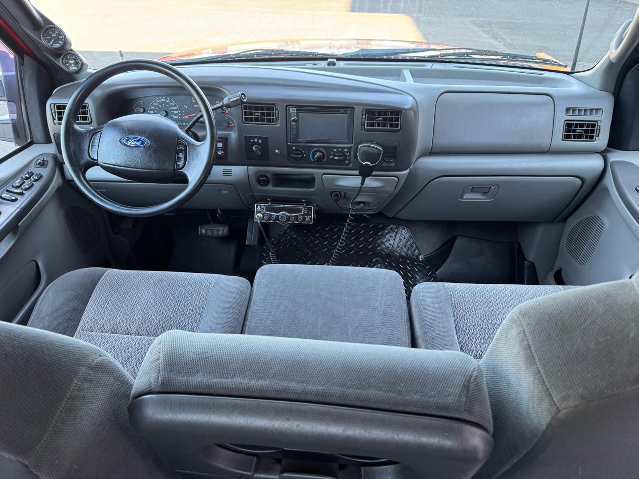Ford F-350 SD Lariat Crew Cab Long Bed 4WD 2002