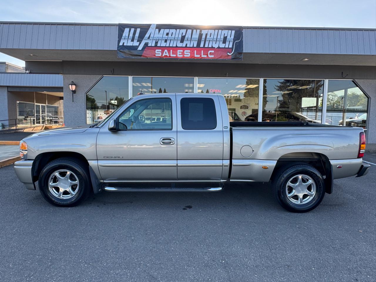 GMC Sierra 1500 Denali Ext. Cab AWD 2002