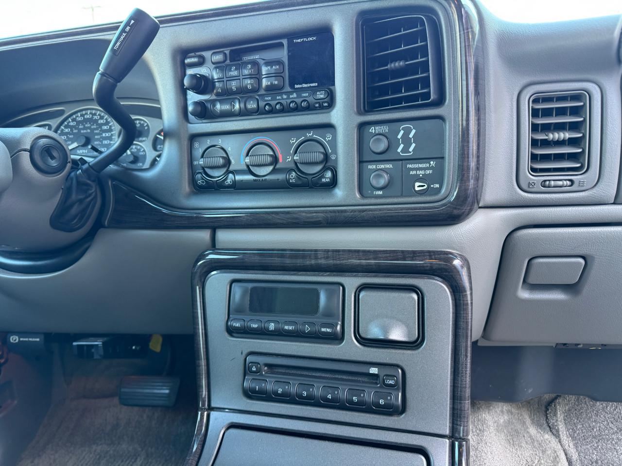 GMC Sierra 1500 Denali Ext. Cab AWD 2002